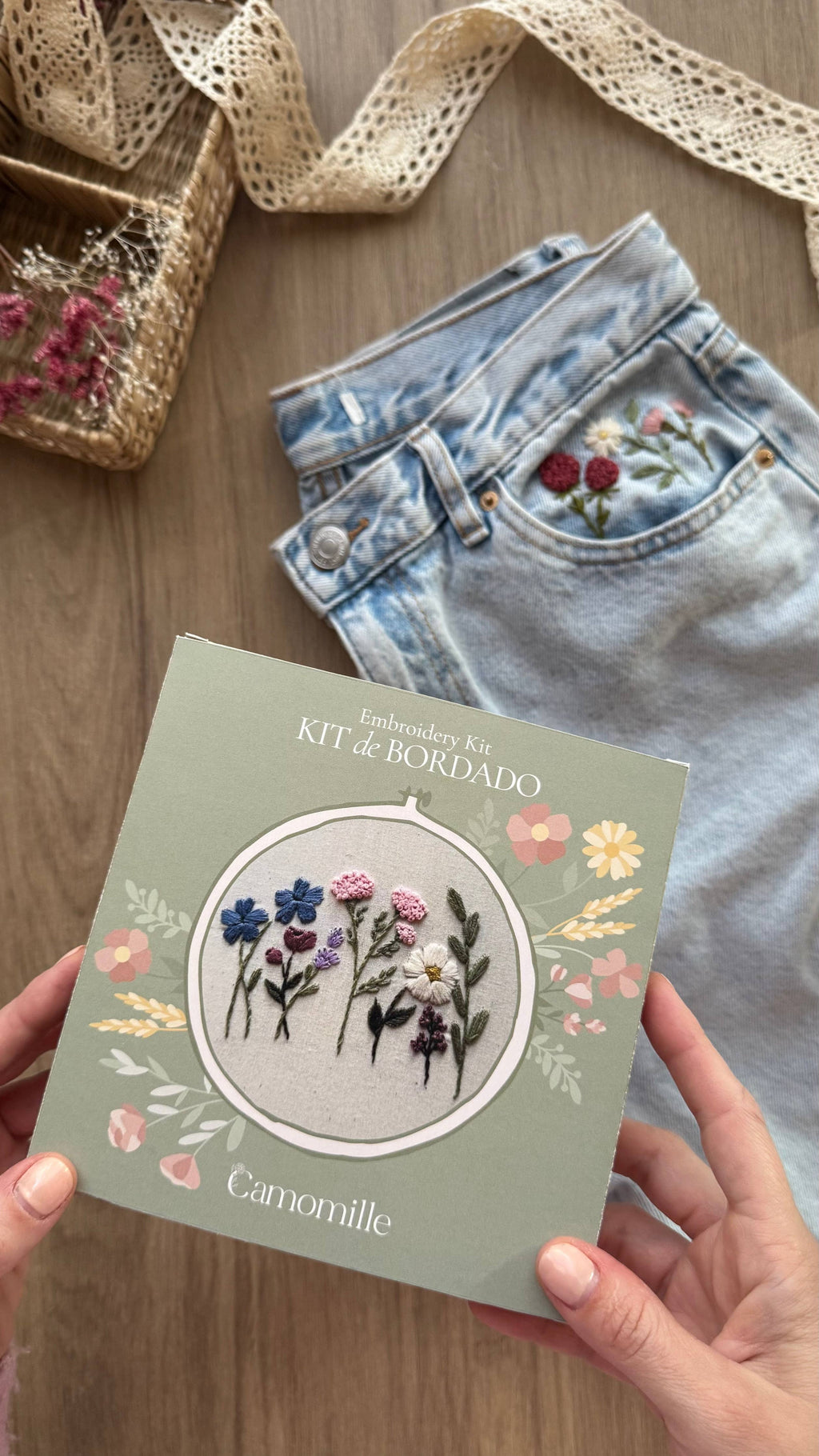 Broderikit – Blomsterrækker
