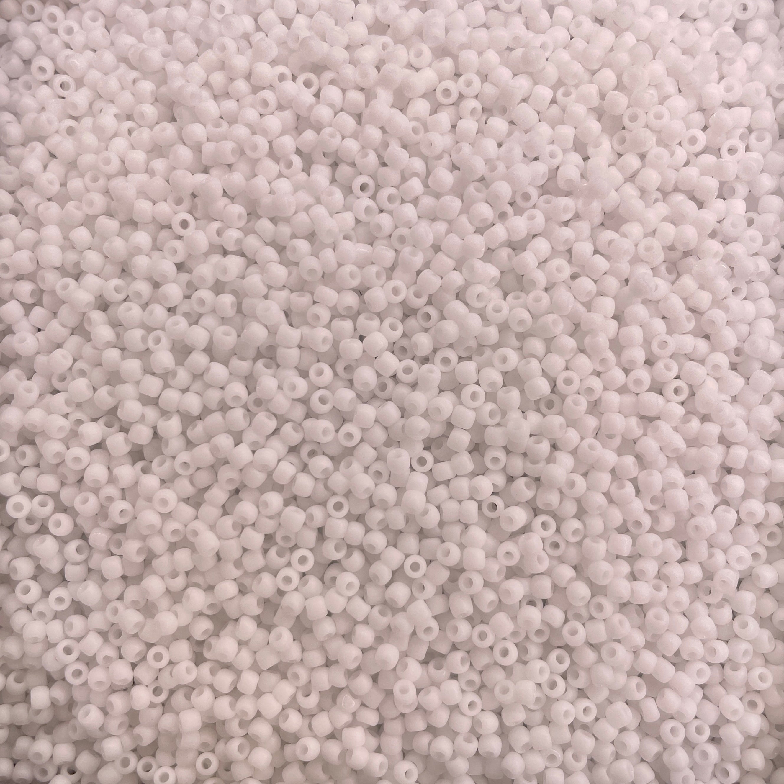 Toho glasperler, round, 11/0, Opaque, 50 gram, klik for at se alle farver