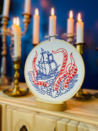 Broderisæt – Kraken og skib