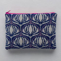 Clutch Alba, Baldyre design