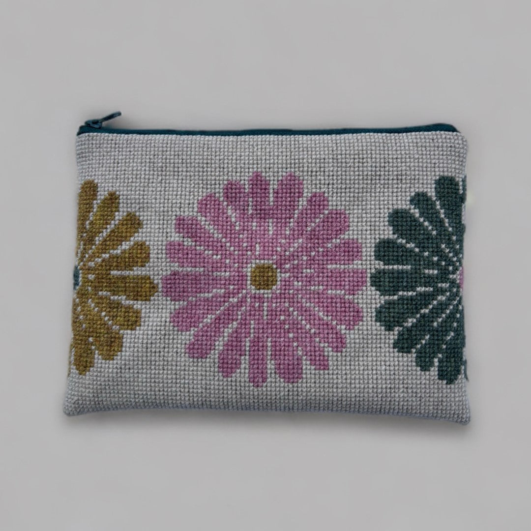 Clutch Tokyo, Baldyre design