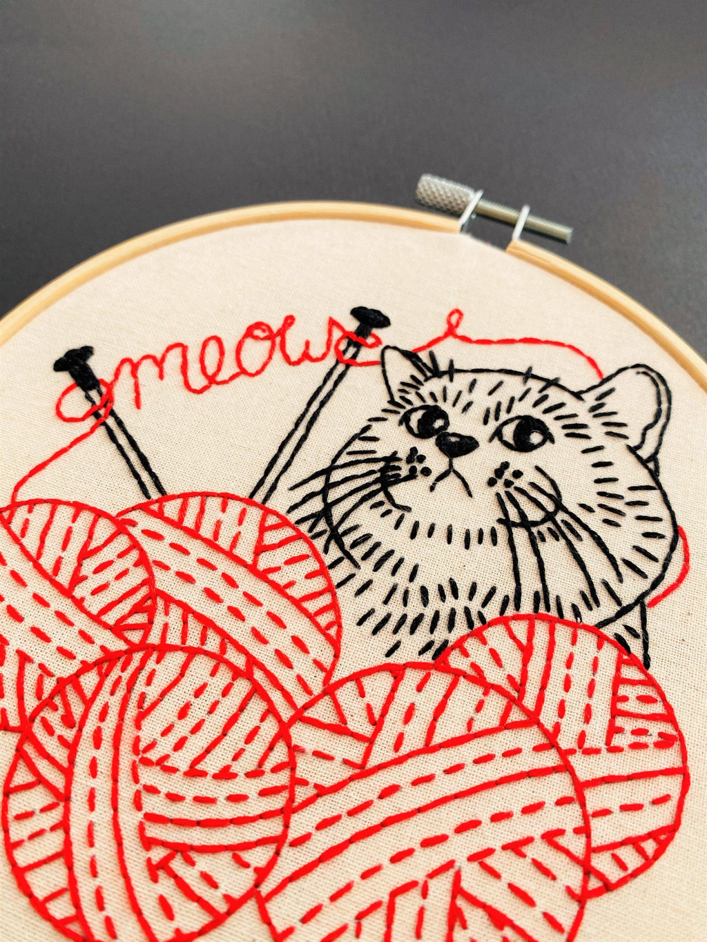 Broderisæt – Strikkemis